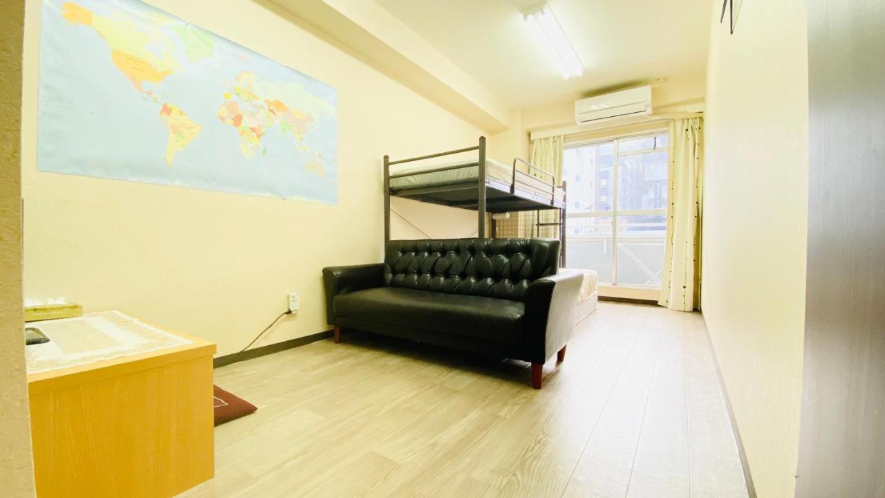 Guest House B'S Fiveⅱ Oszaka Kültér fotó